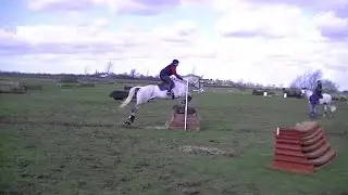 Bill Levett Clinic with Pilgrim and Bug
