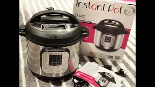 INSTANT POT DUO PRESSURE COOKER | UNBOXING | **MIGHTY**