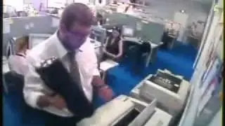 sclerato in ufficio