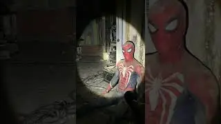 FLASHLIGHT REVEALS SPIDER-MAN IN ABANDONED STUDIO 😨🕷️