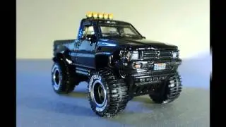 Hot Wheels Retro Entertainment '71 Mustang Mach 1 & 1987 Toyota Pickup