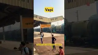 Train crossing Vapi Station #vapi #indianrailways #gujaratsurat #vapitown