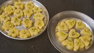 कान्हा जी के मन भावन पेड़े |