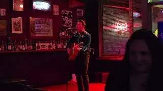 Luke Yeoward live at @lulietavern 15/08/2025 