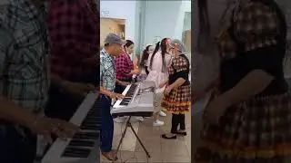 grande ação com o Mineirinho dos teclados no instituto do rim c Mourão (3)