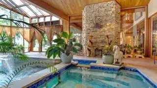 1 Arbor Lane, Head of the Harbor, NY, 11780