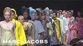 RUNWAY SPRING 2019 MARC JACOBS
