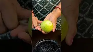 Guava Chaat Recipe | Mumma Raj Kitchen #food #cooking #shorts