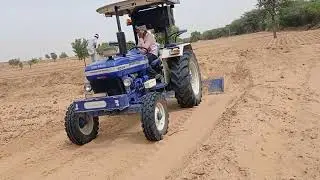 hm keht me fhti krva lgrha abi dravir  fon par bat kar rah h video ko pura dekhna mja aayega