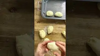 Tie najm&auml;kk&scaron;ie pečen&eacute; buchty- Tieto &ldquo;mliečne&rdquo;buchty-Milchbr&ouml;tchen - s&uacute; mimoriadne m&auml;kkučk&eacute; #recipe