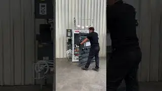 The HSM V-Press 825 plus - The easiest way to dispose of old cartons!
