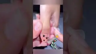 #shorts #nail art ideas with doting pen😍#youtubeshorts #faatima ahmad