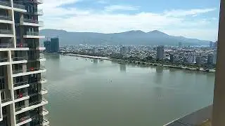 4K HD River View Suit