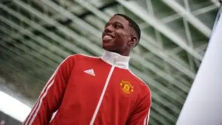 Tyrell Malacia - Welcome to Manchester United - Official Video Announcement 2022