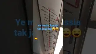 Delhi metro funny moment😄😄