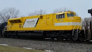 Canadian national eastbound A492 3818+EMDX 7219 Bancroft Michigan December 22 2025
