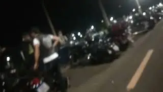 Desfile de moto antiga 😱