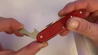Victorinox Elinox Pioneer Rancher Red Alox Old Cross (no sound)