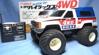 トミー ラデオレーサー ジャイアントフット トヨタ ハイラックス 4WD 1984年頃 昭和59年 Tomy Hilux 大陽工業 TAIYO トイラジ ラジコン