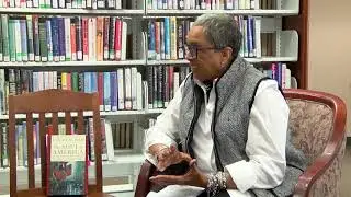 Books Sandwiched In: Marilyn Harris