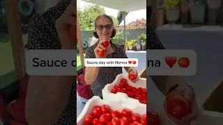 Sauce day with Nonna 🍅❤️