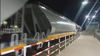 CRRC CDD6A1 9792 + 40 Nuevos Tolvas 0KM Tren N&deg;5001 Paso por Ing. Pablo Nogu&eacute;s.