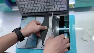 Use SUNSHINE SS-890C PRO MAX to cut computer protective film.