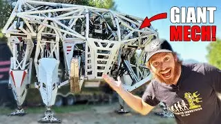 Piloting a GIANT MECH!