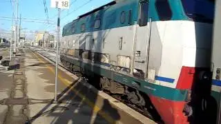 Stazione trenitalia Foggia intercity per Torino  7 dicembre 2011