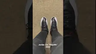 Air Jordan 12 OG &ldquo;Playoffs&rdquo; Unboxing (Hibbett Sports)