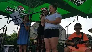 concert de la mj Laura no&euml;l 2018(1)