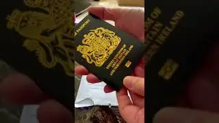 UK&rsquo;s Old and New Passport #shorts