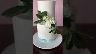 Celenagrantcakeco.com #weddingcakes #cakedecorating #weddingcakedesigns #cakeshorts #wedding