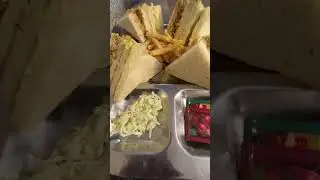 #family #food #foodie #familyfood #eid #family #vlog #streetfood #karachiburger #karachi