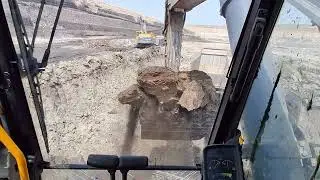 excavator and dump truck videos for toddlershow to load a dump truck with an excavator