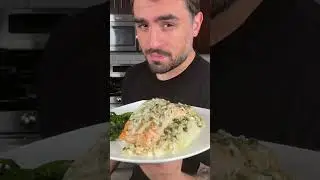 Лосось с соусом из лимонного масла и каперсов!