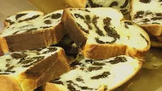 Cozonac cu nucă și stafide rețetă pas cu pas.  Foarte gustoși!