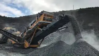 Anaconda SR520 Tracked Finishing Screen working at a Quarry in Ireland