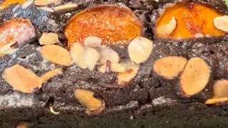 Easy, Super-moist Chocolate Cake -A delicious holiday dessert . Persimmon benefits #chocolatecake