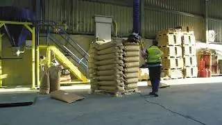 VPL: Handhabung von 50 kg S&auml;cken