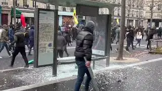 Kurdish protests over Paris shooting