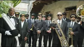 What do Band Members Wear at a Jazz Funeral?