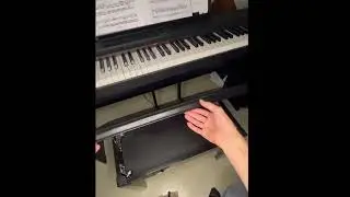 Piano Bench - Black leather pianist seat review