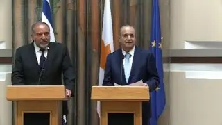 Israeli FM in Cyprus for gas talks