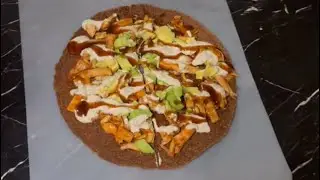Easy Raw Vegan pizza crust! With only 2 ingredients! #youtuber #youtube #viral #health #devourpower