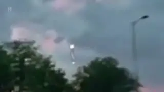 2020 Extraordinary UFO over the UK at low altitude and slow movement in broad daylight