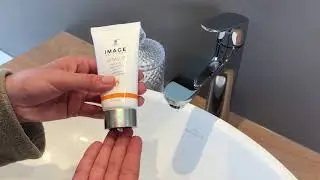 Vital C Hydrating Water Burst Image Skincare