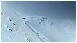 Vertical line is a top line from Peak Perfomance