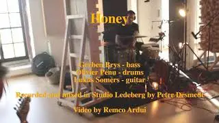 HONEY - Bossa Dolce (Live @ Studio Ledeberg 2021)