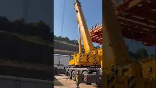 Heavy lifting crane 😎🏗️ #youtubeshorts #ytshorts #cranes #shortvideo #shorts #newsong